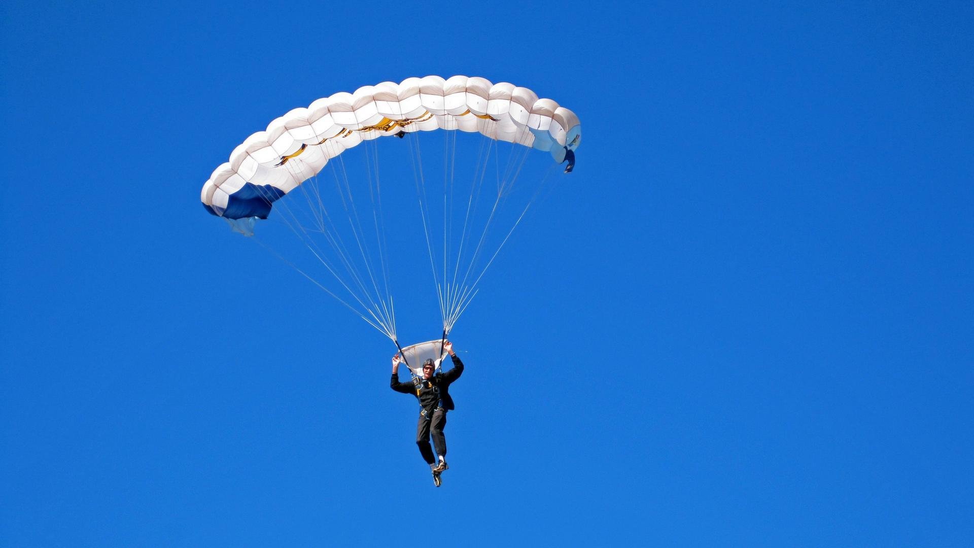 PSG体能充沛，海湾者坚持不懈争取突破